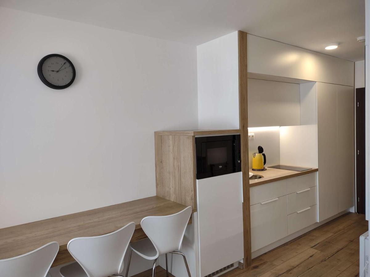 Apartman Kyjev โปดไฮสกา ภายนอก รูปภาพ