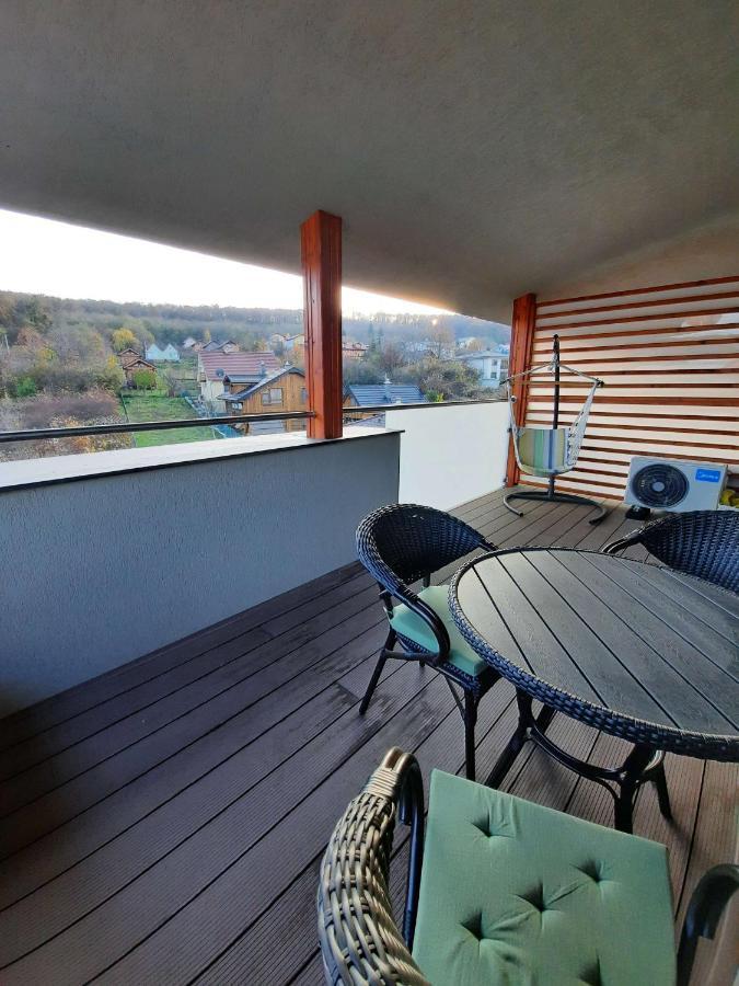 Apartman Kyjev โปดไฮสกา ภายนอก รูปภาพ