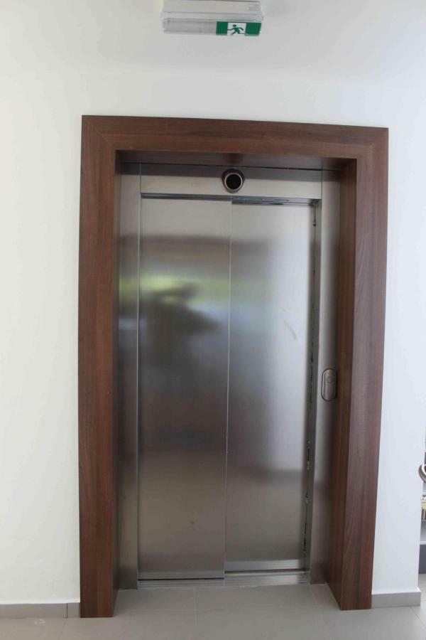 Apartman Kyjev โปดไฮสกา ภายนอก รูปภาพ